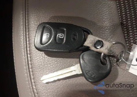 2011 Hyundai Tucson Gls from USA, damaged, VIN KM8JU3AC2BU286072